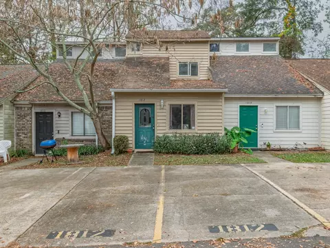 1812 Falconcrest St, Tallahassee, FL 32303