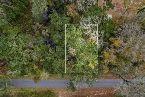Nn Sioux Trail, Crawfordville, FL 32327