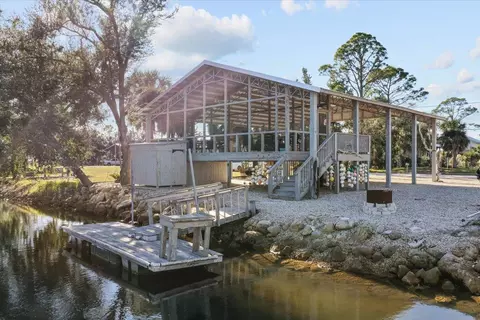 21440 S Sandpiper Rd, Perry, FL 32348