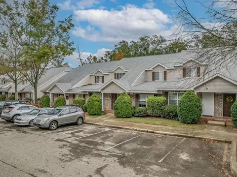 2738 W Tharpe St #304, Tallahassee, FL 32303