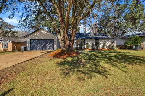 2612 Brentshire Dr, Tallahassee, FL 32303