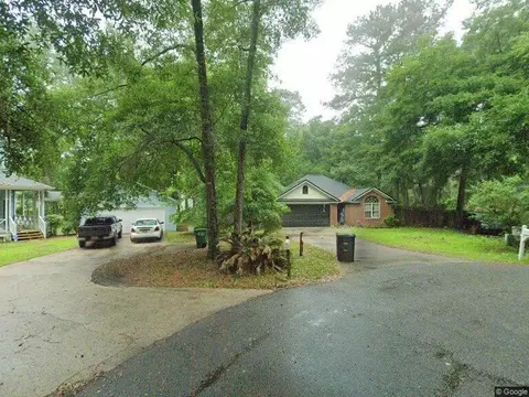 9124 Hickory Nut Hl, Tallahassee, FL 32312