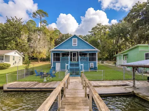 1097 Drake Acres Rd, Quincy, FL 32351