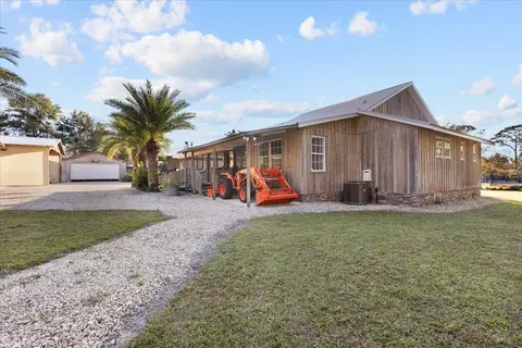 Exterior - 218 SE Thirteenth St, Steinhatchee, FL 32359 photo 18 of 22