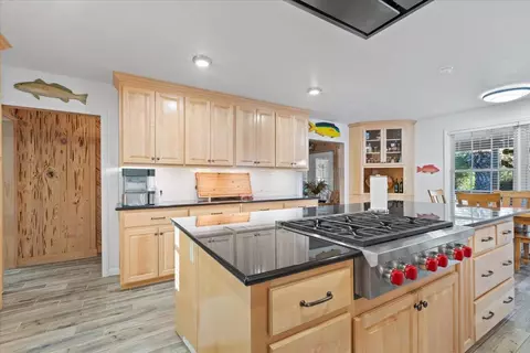 Kitchen - 218 SE Thirteenth St, Steinhatchee, FL 32359 photo 2 of 6