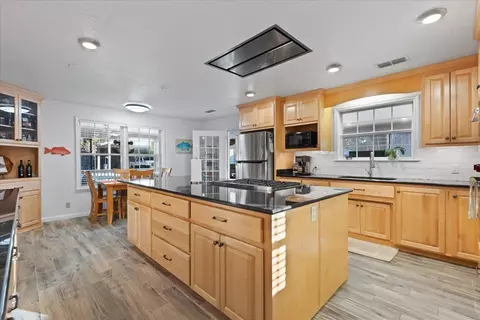 Kitchen - 218 SE Thirteenth St, Steinhatchee, FL 32359 photo 3 of 6