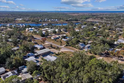 View/Area - 218 SE Thirteenth St, Steinhatchee, FL 32359 photo 9 of 12