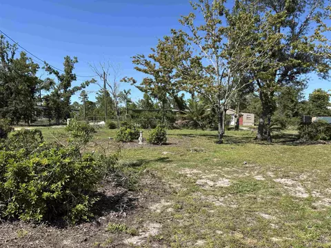 2745 Sea Oaks Loop, Perry, FL 32348 photo 8