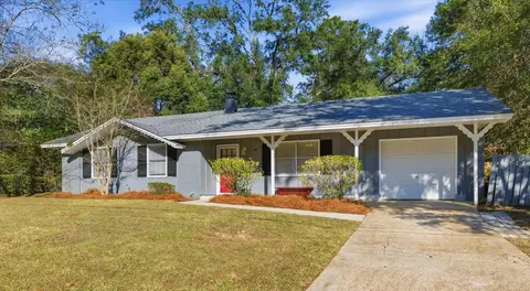 110 Hoffman Dr, Tallahassee, FL 32312
