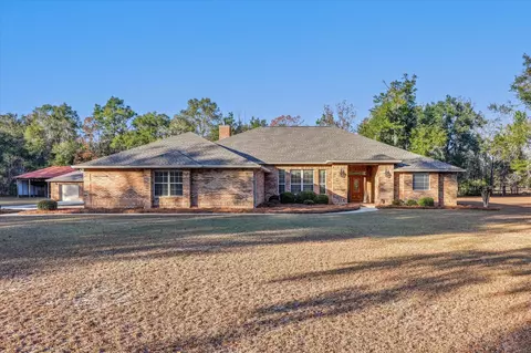 116 Sweetwater Cir, Crawfordville, FL 32327