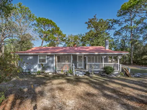 23 Monticello Ave, Panacea, FL 32346