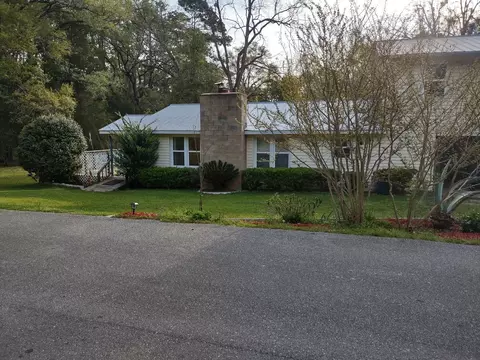 97 Neals Temple Rd, Havana, FL 32333