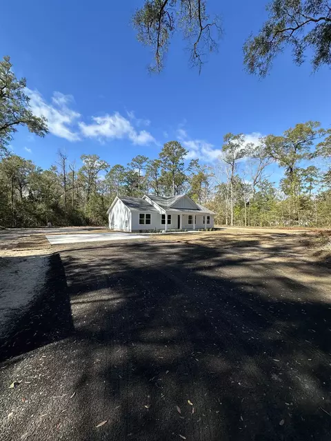 92 Palomino Rd, Crawfordville, FL 32327