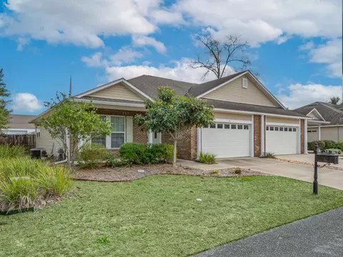 18 Covington Cir, Crawfordville, FL 32327