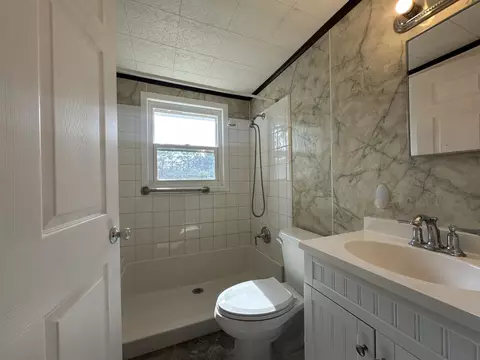 Bath - 11842 Charles Holden Rd, Greenville, FL 32331 photo 1 of 1