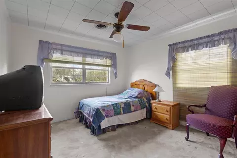 Bedroom - 2655 Foley Cut Off Rd, Perry, FL 32348 photo 5 of 8