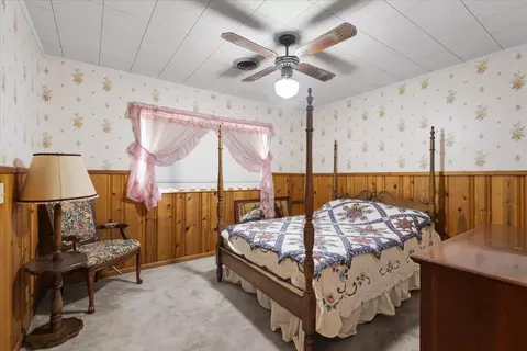 Bedroom - 2655 Foley Cut Off Rd, Perry, FL 32348 photo 3 of 8