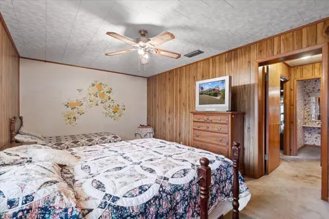 Bedroom - 2655 Foley Cut Off Rd, Perry, FL 32348 photo 1 of 8