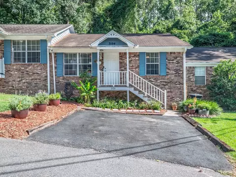 3104 Oak Hammock Ln, Tallahassee, FL 32301