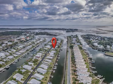 51 Janet Dr, Crawfordville, FL 32327