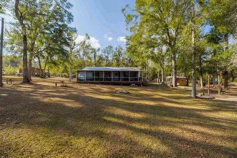 172 NE South Reagan Ct, Madison, FL 32340