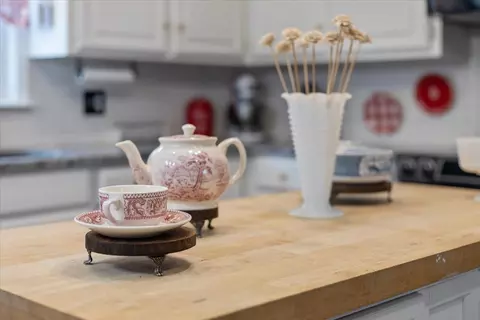 Kitchen - 200 N Cheryl Dr, Perry, FL 32347 photo 5 of 5