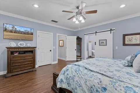 Bedroom - 200 N Cheryl Dr, Perry, FL 32347 photo 2 of 5