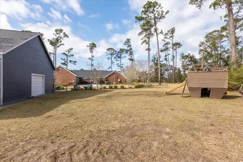 Exterior - 200 N Cheryl Dr, Perry, FL 32347 photo 11 of 25