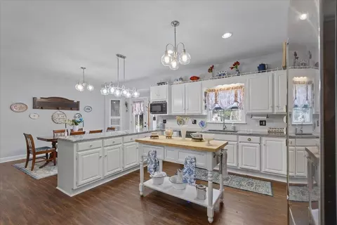 Kitchen - 200 N Cheryl Dr, Perry, FL 32347 photo 1 of 5