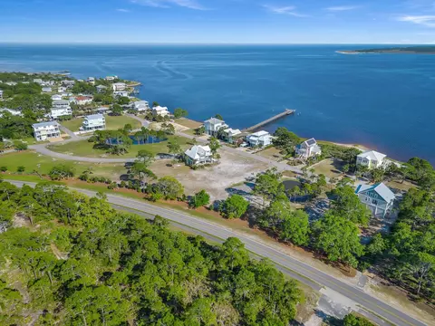 lot41 Endeavour Drive With Boat #SLIP D2, Panacea, FL 32346