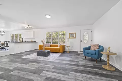 4177 Sid Hendry Rd, Perry, FL 32347