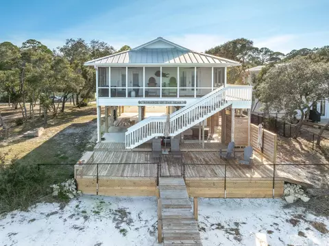 203 Harbor Cir, Alligator Point, FL 32346