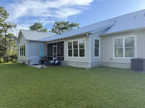 Exterior - 332 Royal Tern Ct, Carrabelle, FL 32322 photo 4 of 8