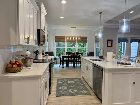 Kitchen - 332 Royal Tern Ct, Carrabelle, FL 32322 photo 1 of 4