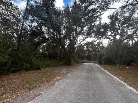 1109 E Drew Dr, Perry, FL 32347 photo 5