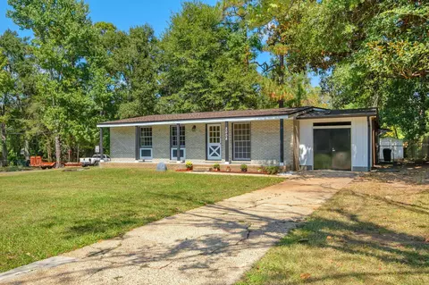 2008 Scenic Rd, Tallahassee, FL 32303