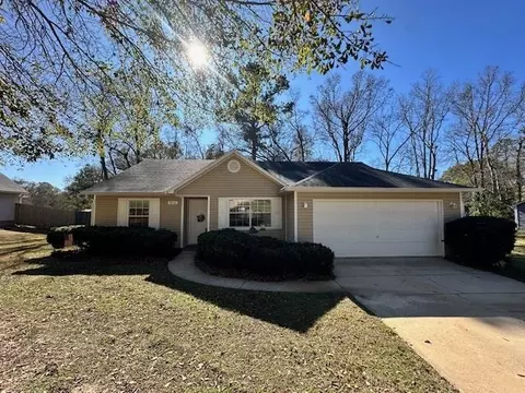 8110 Talley Ann Dr, Tallahassee, FL 32311