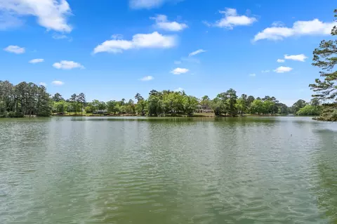 8983 Winged Foot Dr, Tallahassee, FL 32312