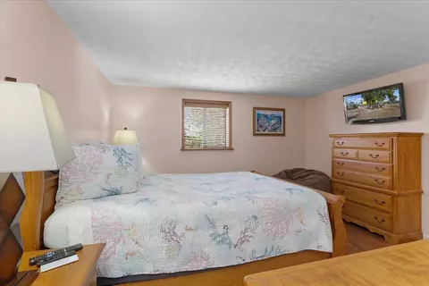 Bedroom - 1601 SE First Ave, Steinhatchee, FL 32359 photo 1 of 7