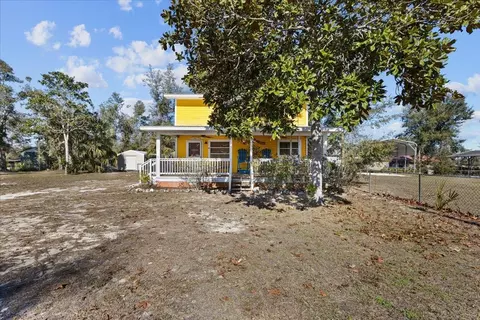 Exterior - 1601 SE First Ave, Steinhatchee, FL 32359 photo 2 of 15