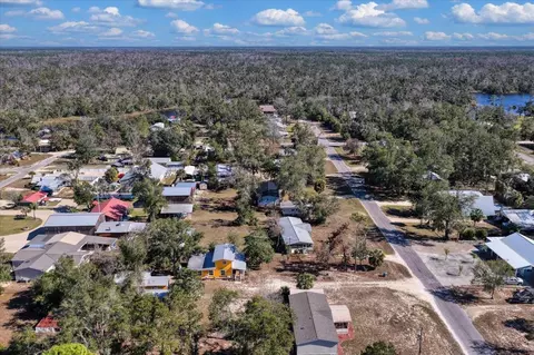View/Area - 1601 SE First Ave, Steinhatchee, FL 32359 photo 9 of 10