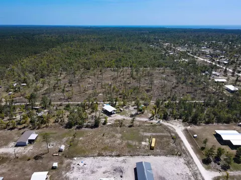 15960 Breeze Dr, Perry, FL 32348 photo 8