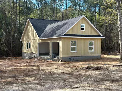 415 Woodridge Ln, Cairo, GA 39827