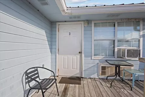 Exterior - 14076 Spring Warrior Rd, Perry, FL 32348 photo 7 of 14