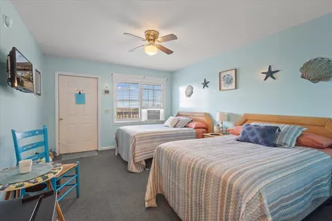 Bedroom - 14076 Spring Warrior Rd, Perry, FL 32348 photo 2 of 11