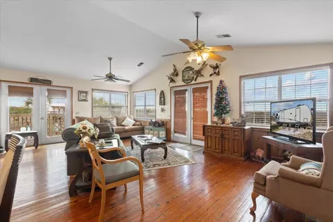 Living - 14076 Spring Warrior Rd, Perry, FL 32348 photo 1 of 4