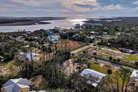 202 2nd St #0, Steinhatchee, FL 32359 photo 4