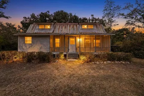 1100 Glennis Cruce Rd, Perry, FL 32347