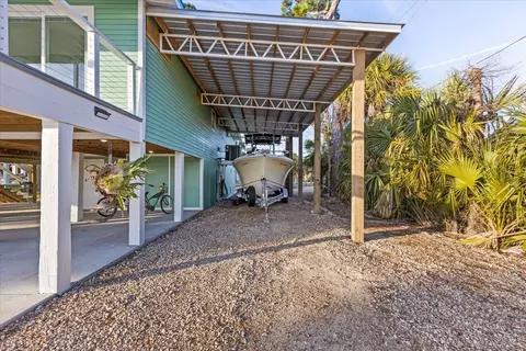 Exterior - 201 NW First Ave, Steinhatchee, FL 32359 photo 13 of 13