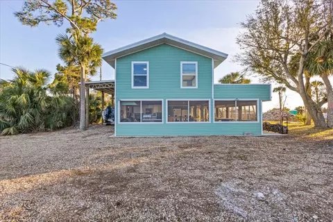 Exterior - 201 NW First Ave, Steinhatchee, FL 32359 photo 6 of 13